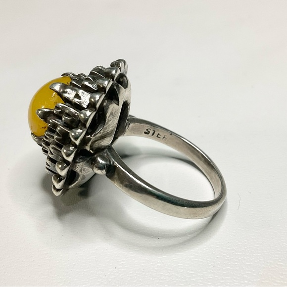 Vintage Amber Sterling Silver Ring SZ 7 - Picture 6 of 8